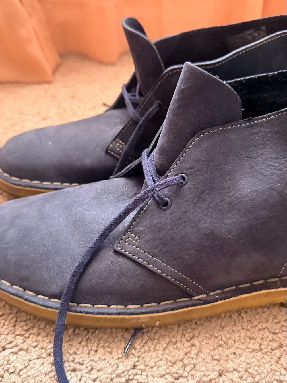 Clarks Men's Navy Leather Chukka Boots